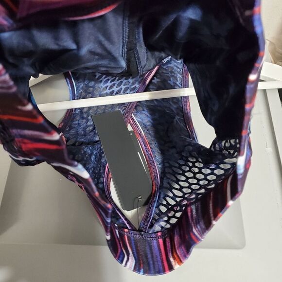 Peloton Womens Sz Small Melody High Neck Sports Bra FA121 Colorful  NWT - Picture 8 of 8